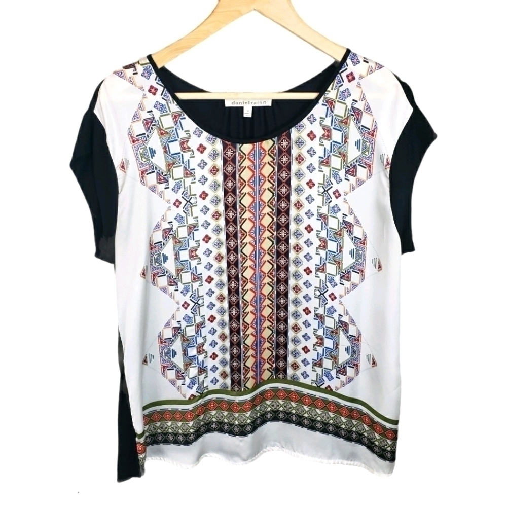 DANIEL RAINN Short Sleeve Blouse Size M